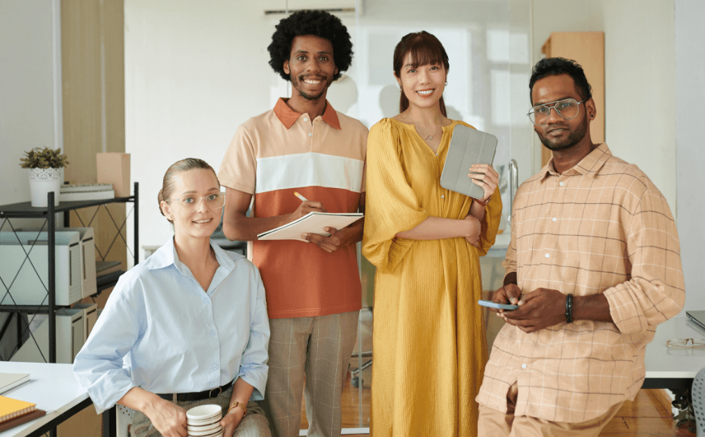 une image floue des employés